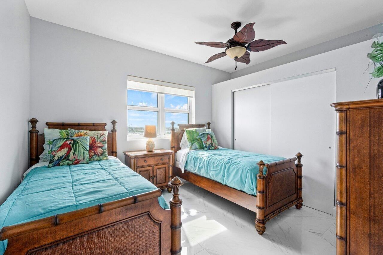2640 Lake Shore Drive, Unit 1216, Riviera Beach, FL 33404 Photo