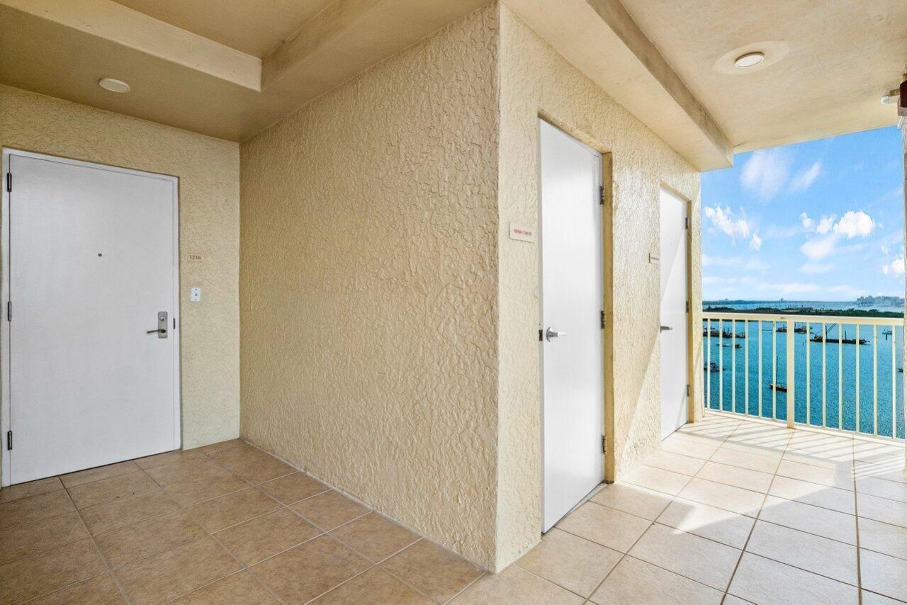 2640 Lake Shore Drive, Unit 1216, Riviera Beach, FL 33404 Photo
