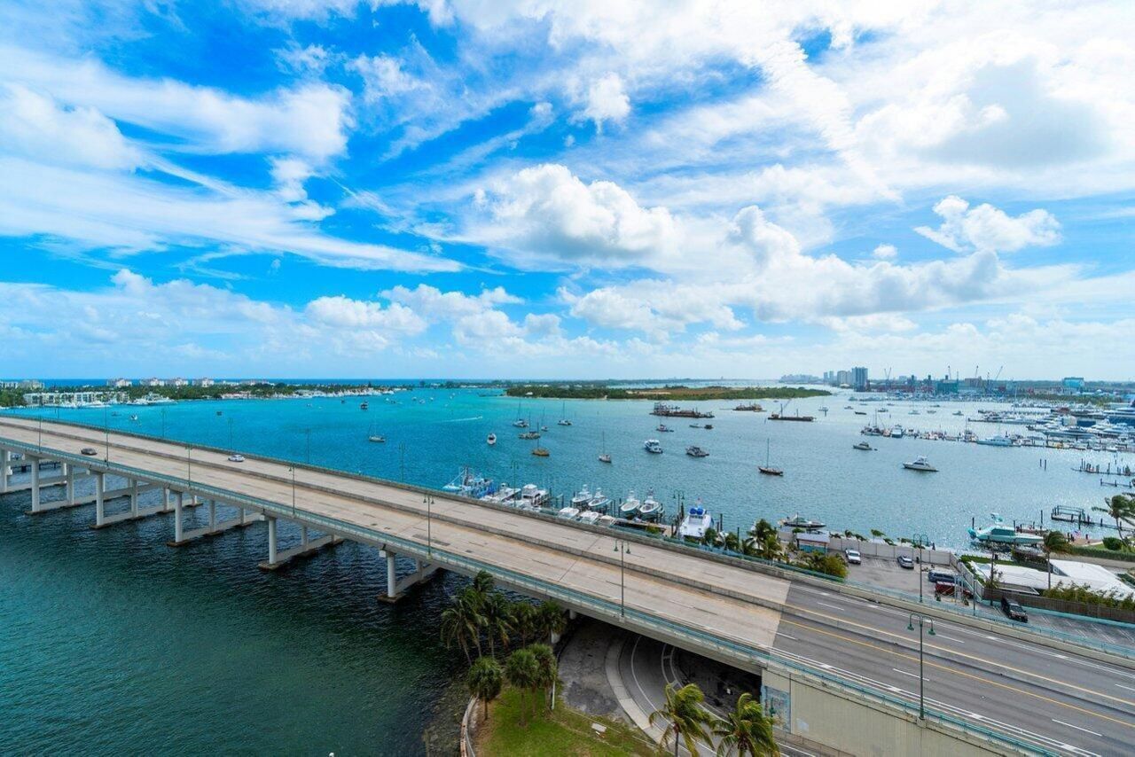 2640 Lake Shore Drive, Unit 1216, Riviera Beach, FL 33404 Photo