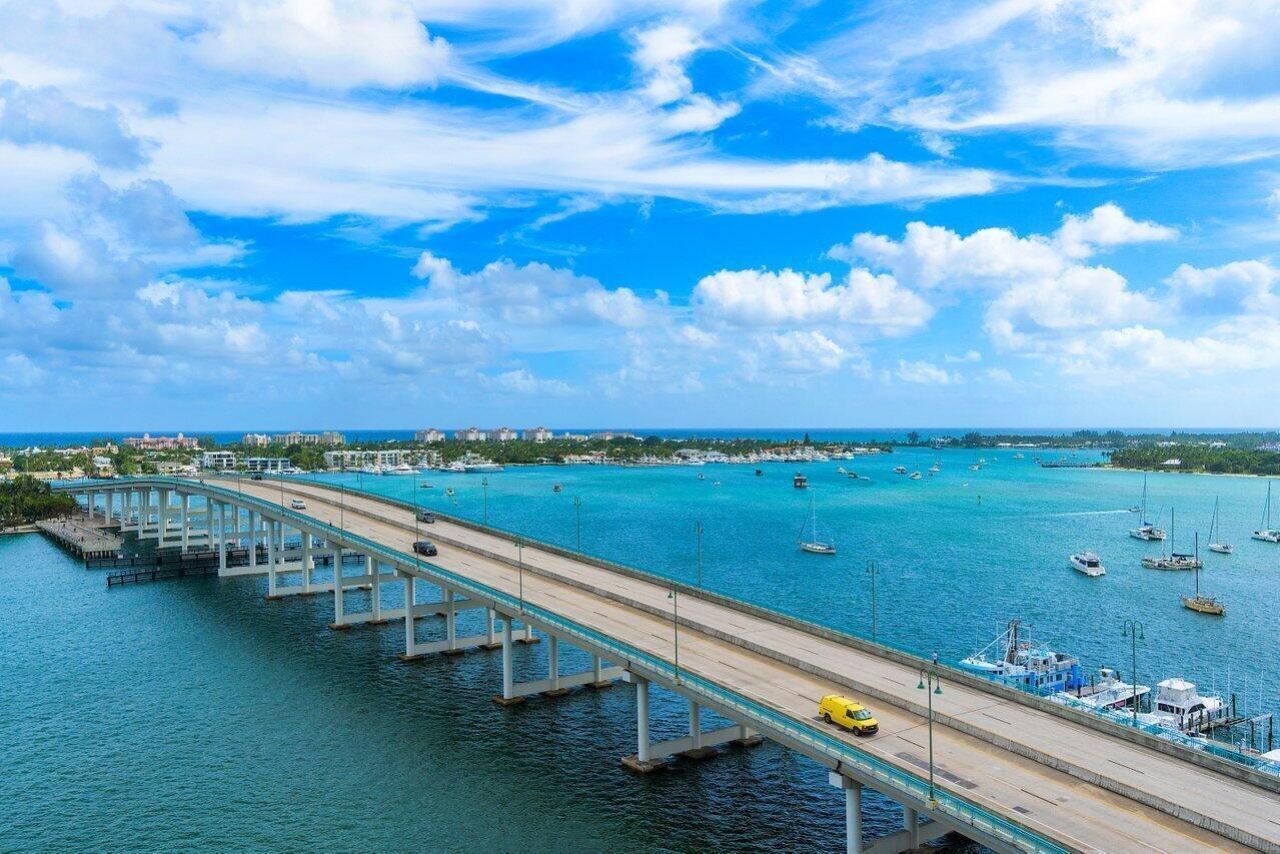 2640 Lake Shore Drive, Unit 1216, Riviera Beach, FL 33404 Photo