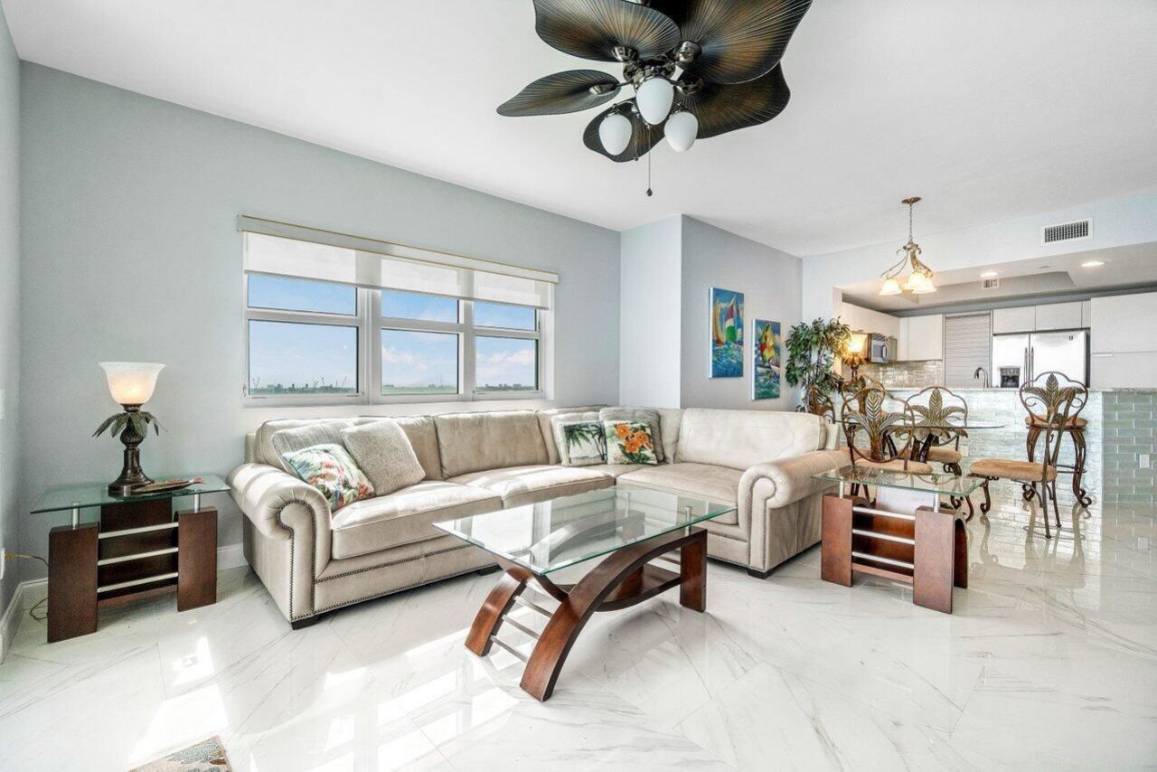 2640 Lake Shore Drive, Unit 1216, Riviera Beach, FL 33404 Photo