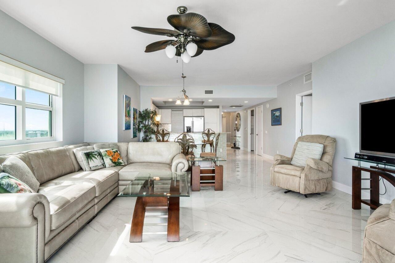 2640 Lake Shore Drive, Unit 1216, Riviera Beach, FL 33404 Photo