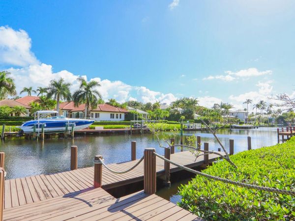 13868 LE BATEAU Isle, Palm Beach Gardens, FL 33410