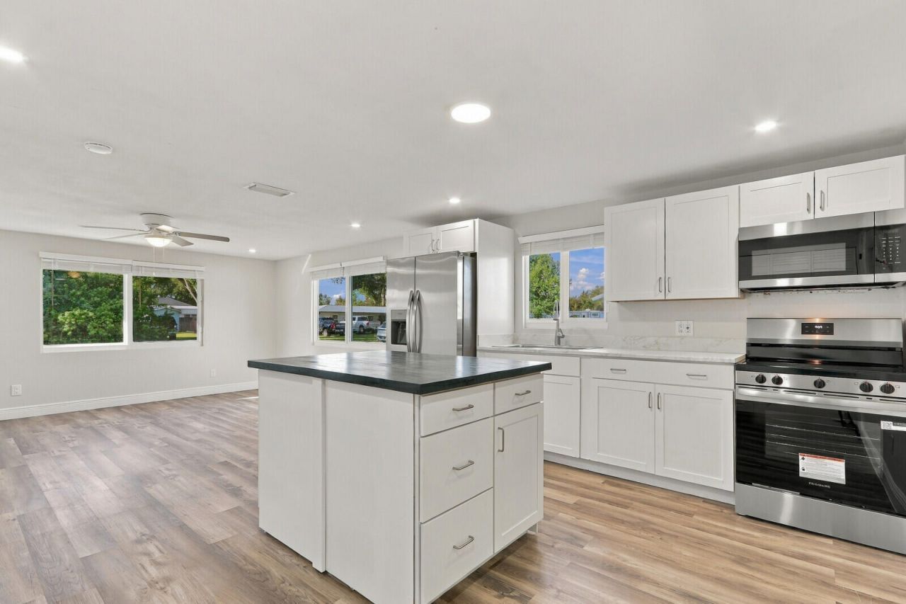 6904 Penny Lane, Fort Pierce, FL 34951 Photo