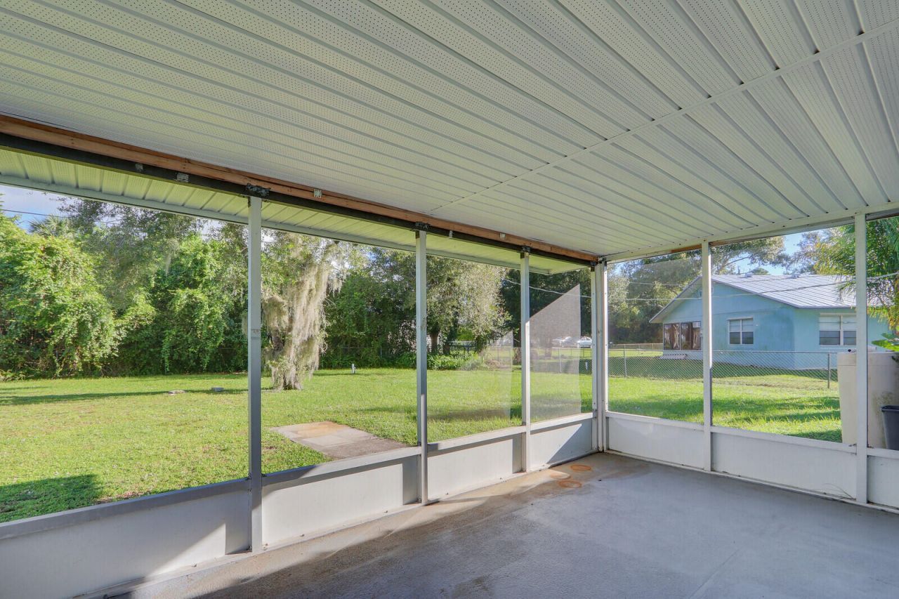 6904 Penny Lane, Fort Pierce, FL 34951 Photo
