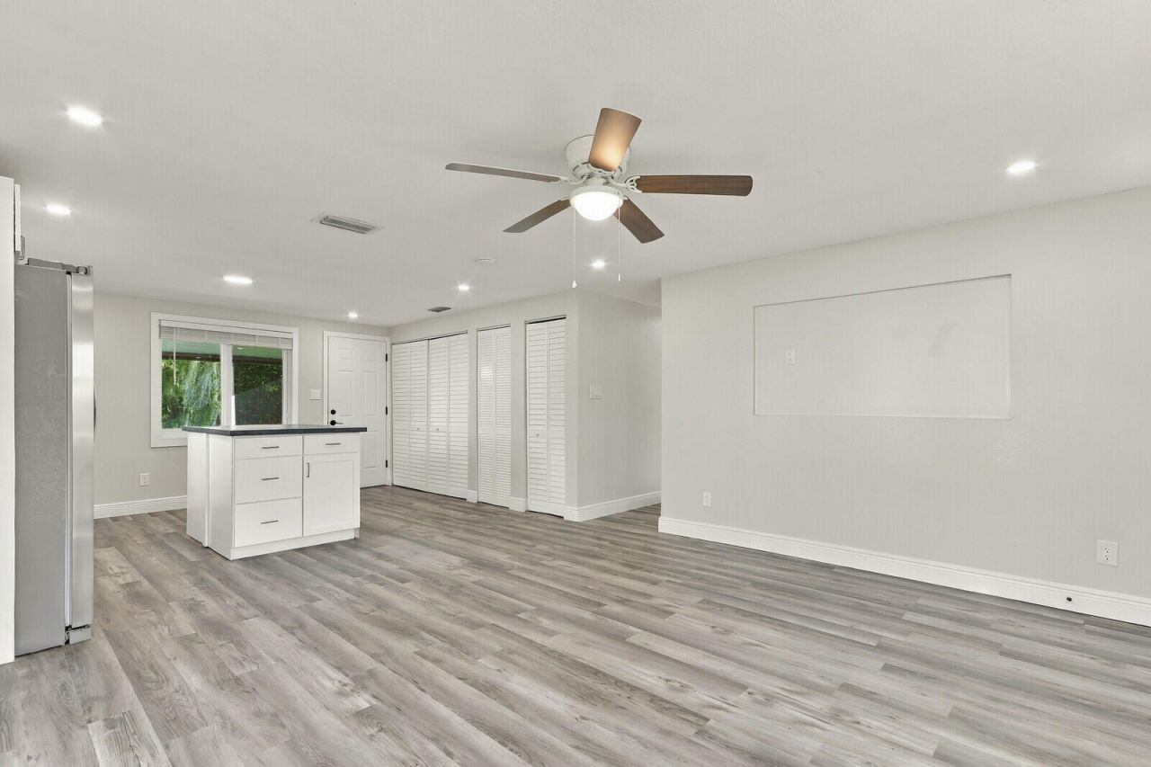 6904 Penny Lane, Fort Pierce, FL 34951 Photo