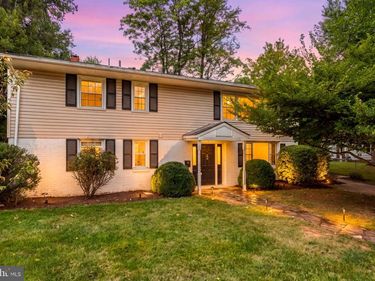 511 WALKER STREET SW , VIENNA, VA 22180
