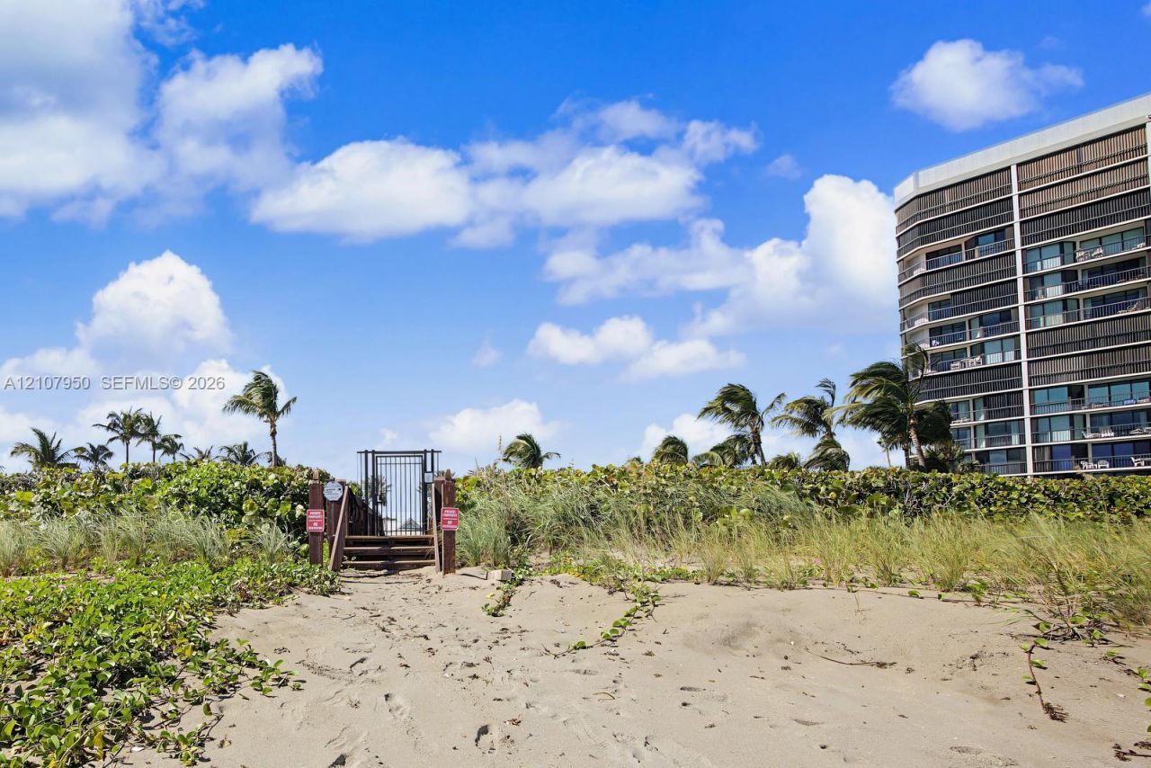 8800 S Ocean Drive, Unit 608, Jensen Beach, FL 34957 Photo