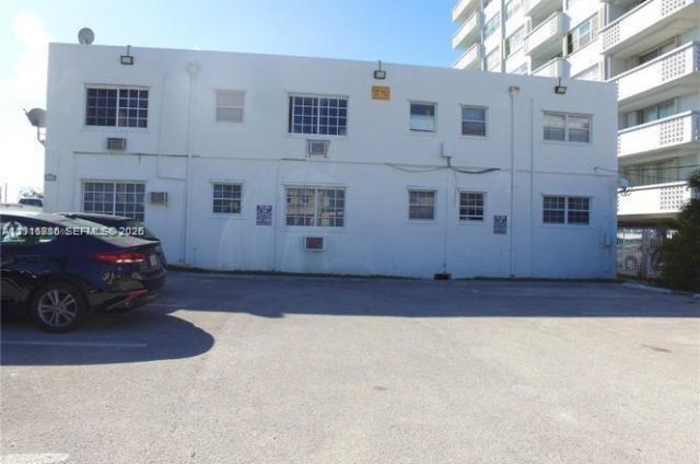 7110 Bonita Dr , Miami Beach, FL 33141 Photo