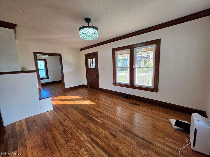 5117 N Lake Drive, Geneva on the Lake, OH 44041 Photo 5