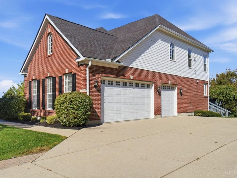 7554 Burton Drive, Liberty Township, OH 45044 Photo 2