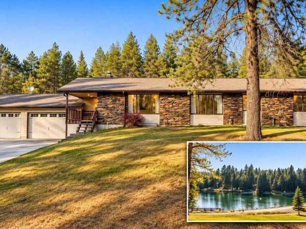 9209 E Lakeside Dr, Elk, WA 99009