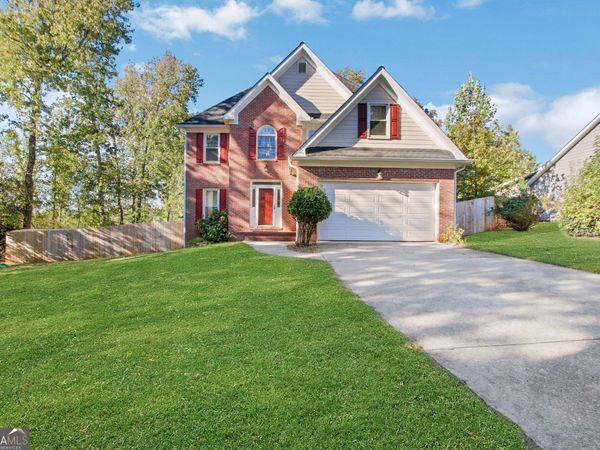 5803 Silverthorn Drive, Flowery Branch, GA 30542