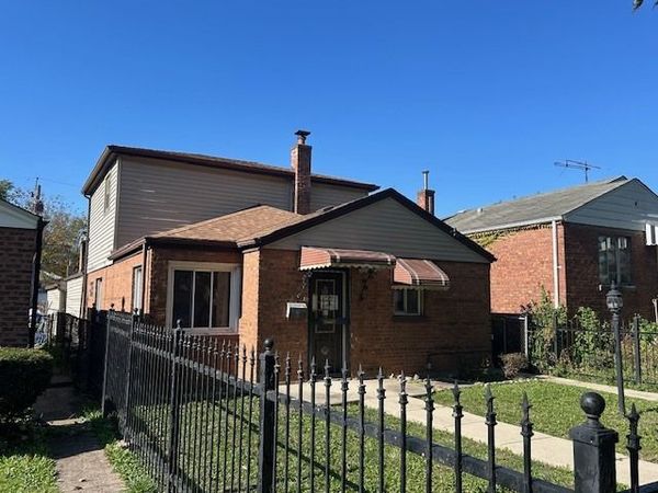 12904 S Green Street , Chicago, IL 60643