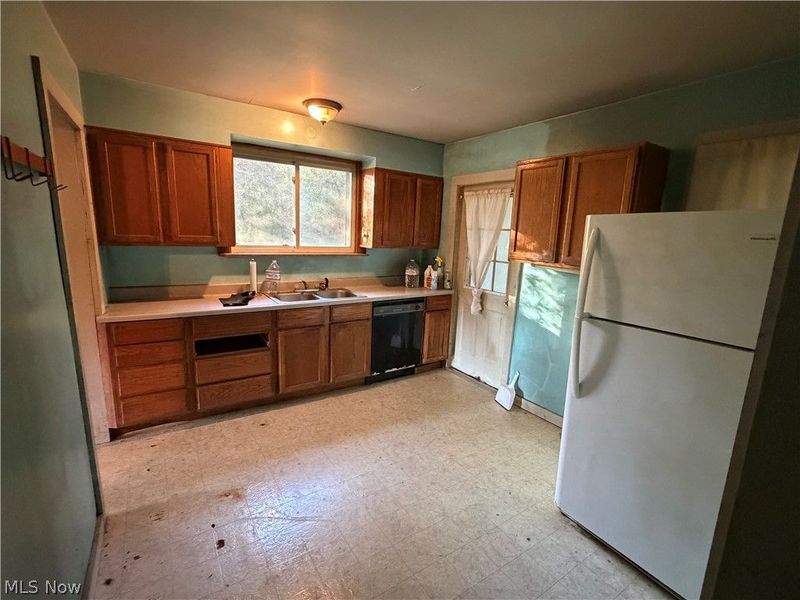2581 Saxe Road, Mogadore, OH 44260 Photo 3