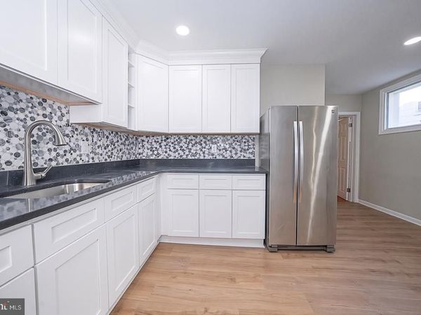 33 N MILLBOURNE AVENUE , UPPER DARBY, PA 19082