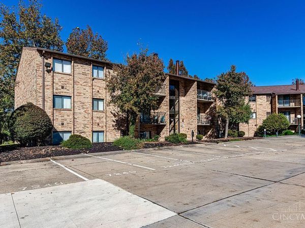 7240 Creekview Drive, Unit 2, Cincinnati, OH 45247
