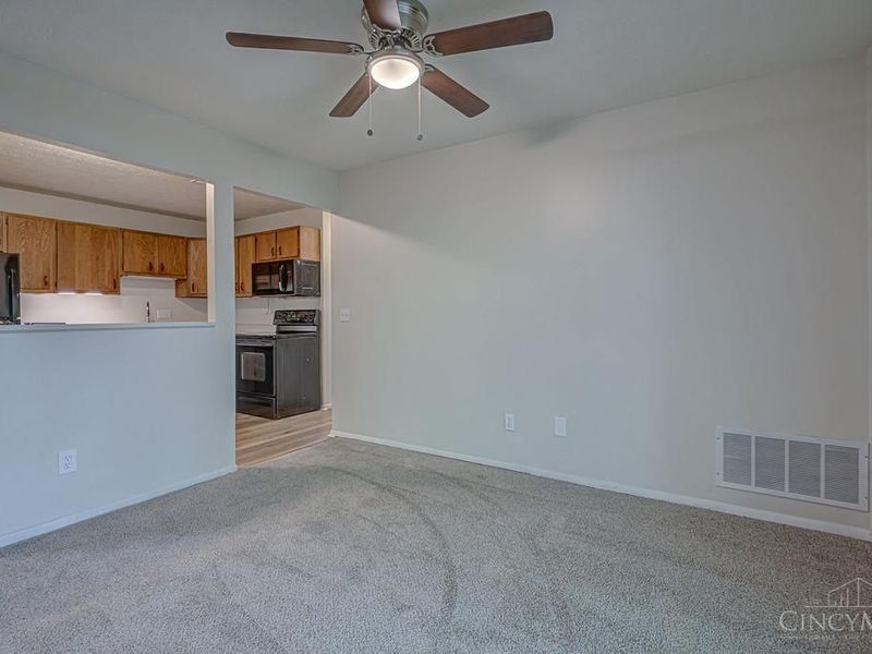 7240 Creekview Drive, Unit 2, Cincinnati, OH 45247 Photo 10