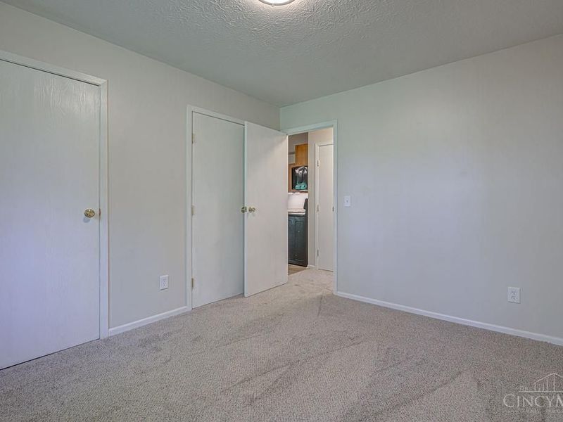 7240 Creekview Drive, Unit 2, Cincinnati, OH 45247 Photo 15