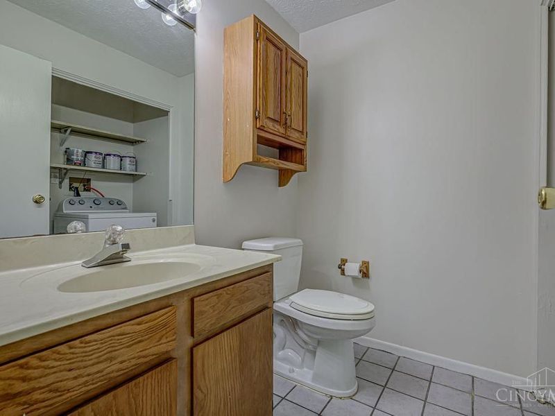 7240 Creekview Drive, Unit 2, Cincinnati, OH 45247 Photo 19
