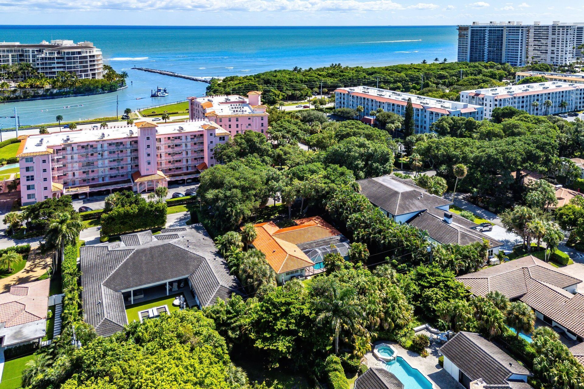 1075 Banyan Road, Boca Raton, FL 33432 Photo