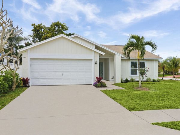 107 GREENBRIAR Drive, Jupiter, FL 33458