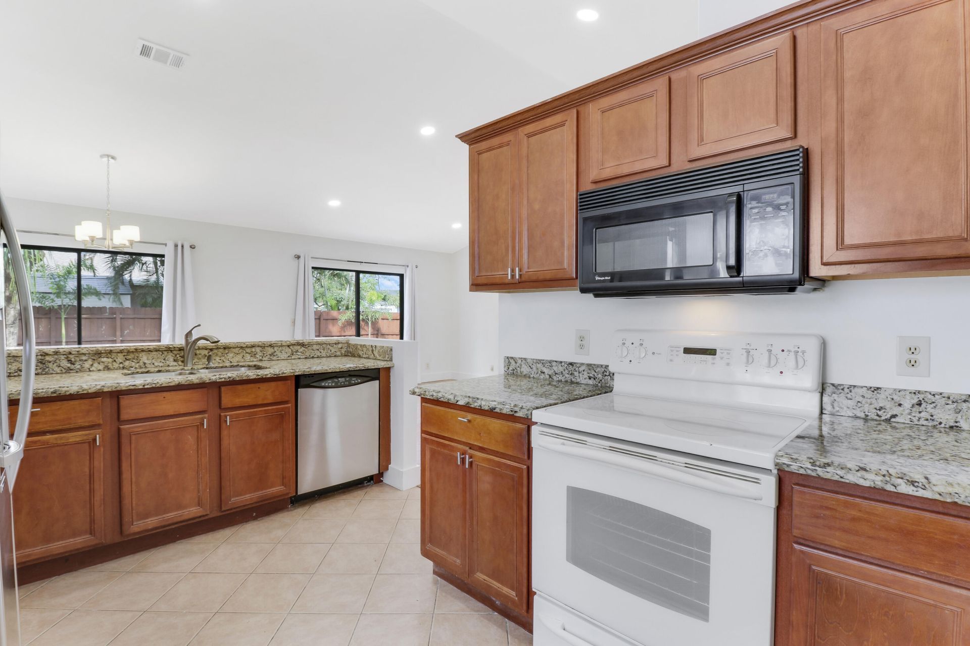 107 Greenbriar Drive, Jupiter, FL 33458 Photo