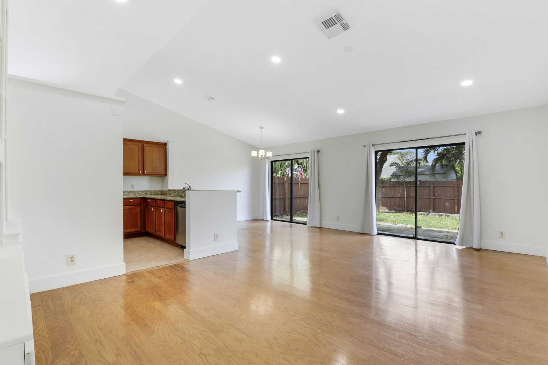 107 Greenbriar Drive, Jupiter, FL 33458 Photo