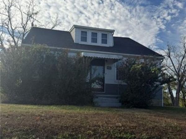 1104 Gutenberg Street , Hermann, MO 65041