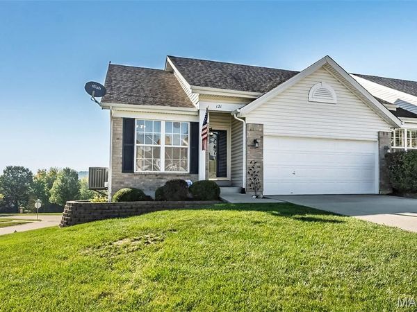 121 Hunters Run Court , Eureka, MO 63025