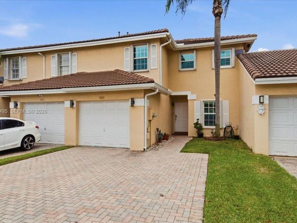 5331 NW 89th Ter, Sunrise, FL 33351