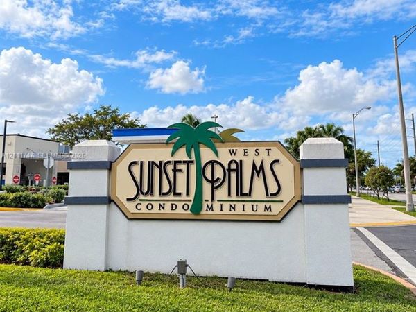 7220 SW 94th Pl , Unit G2, Miami, FL 33173