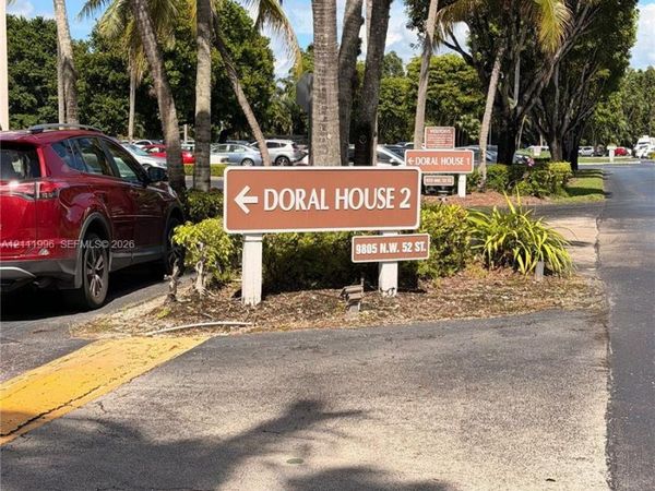 9805 NW 52nd St , Unit 204, Doral, FL 33178