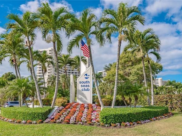 507 Seaview CT , Unit Q2, MARCO ISLAND, FL 34145