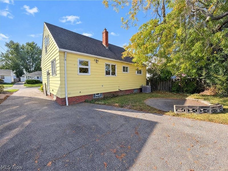 24601 Stephen Avenue, Euclid, OH 44123 Photo 17