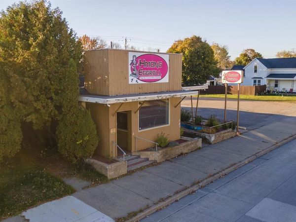 932 S 3RD AVENUE, Wausau, WI 54401