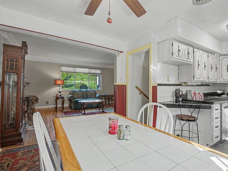 2337 E Galbraith Road, Reading, OH 45237 Photo 13
