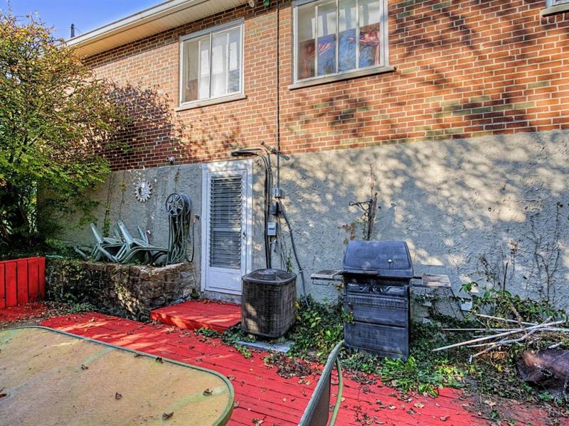 2337 E Galbraith Road, Reading, OH 45237 Photo 41