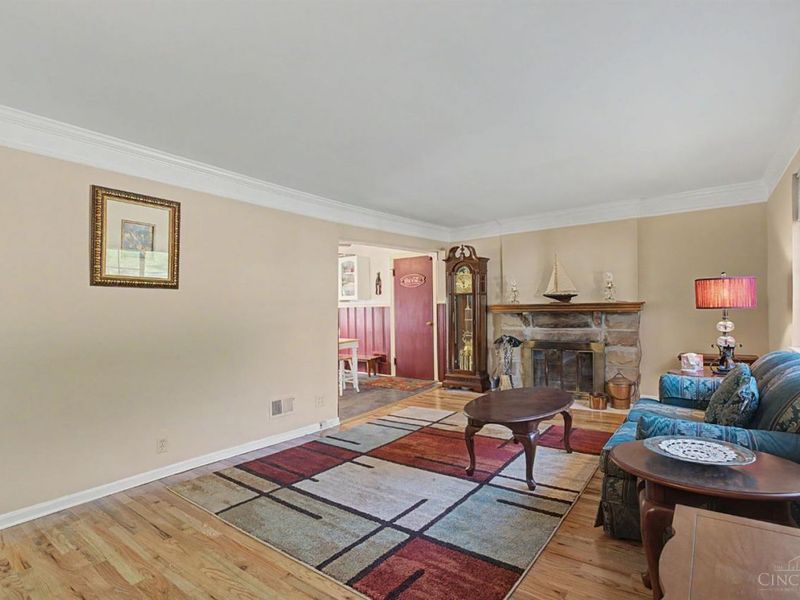 2337 E Galbraith Road, Reading, OH 45237 Photo 7