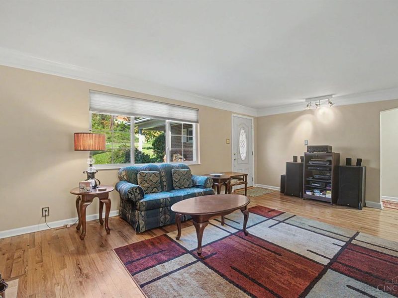 2337 E Galbraith Road, Reading, OH 45237 Photo 9