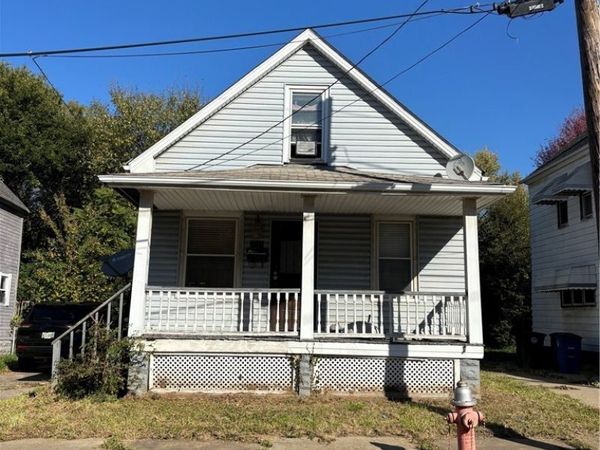 5715 Hege Avenue , Cleveland, OH 44105