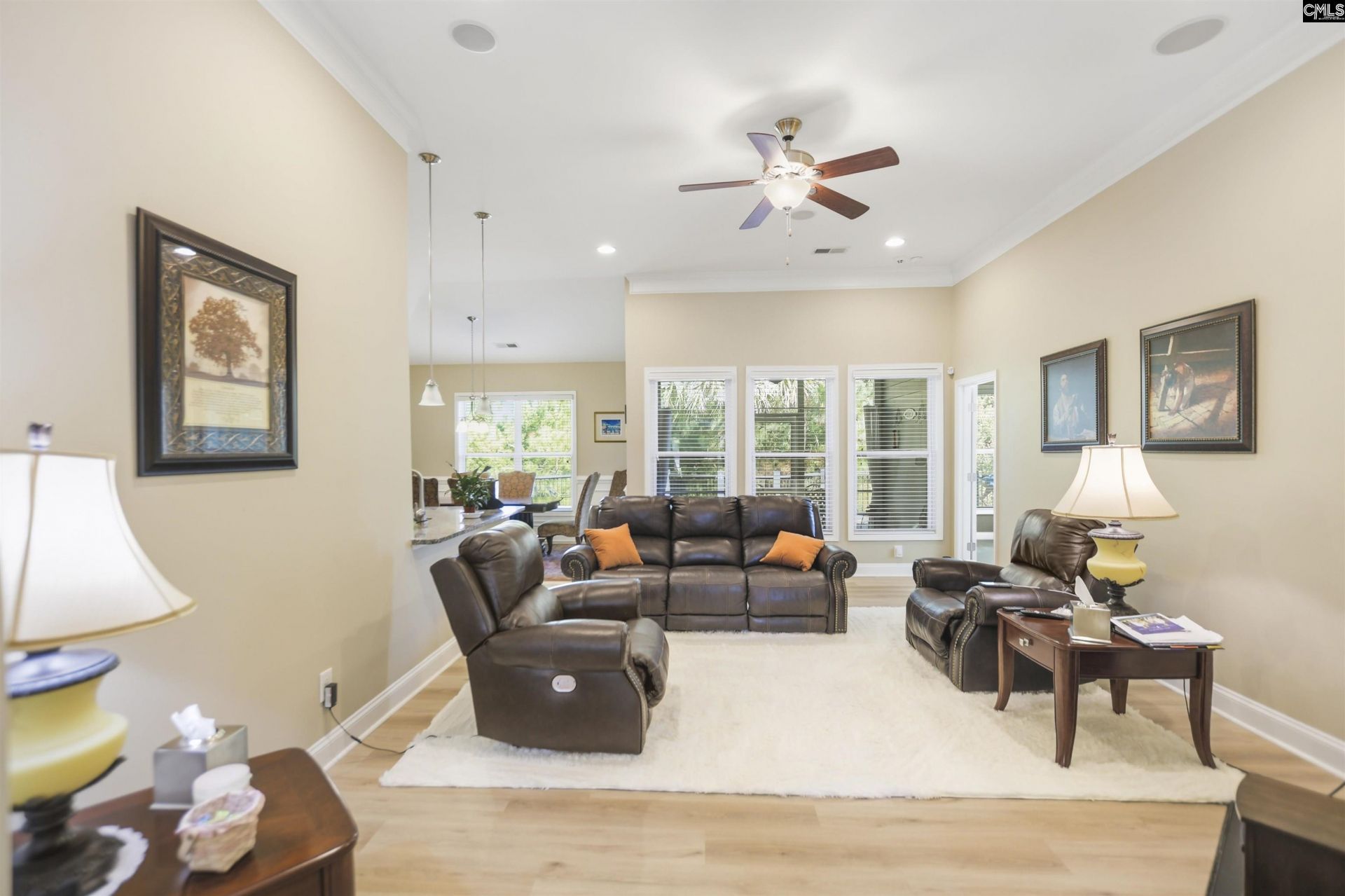 818 Leyland Cypress Court  Photo 6