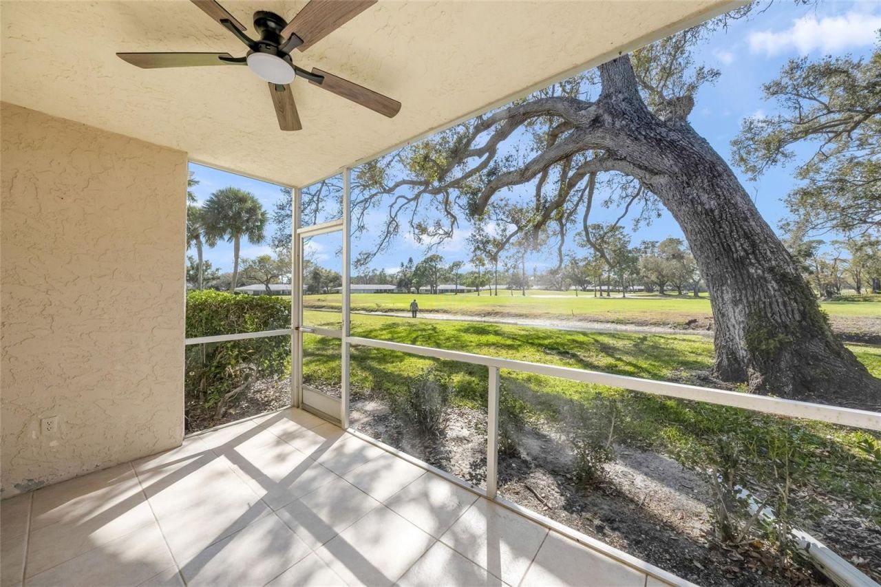 7860 Palm Aire Lane , Unit 105, Sarasota, FL 34243 Photo