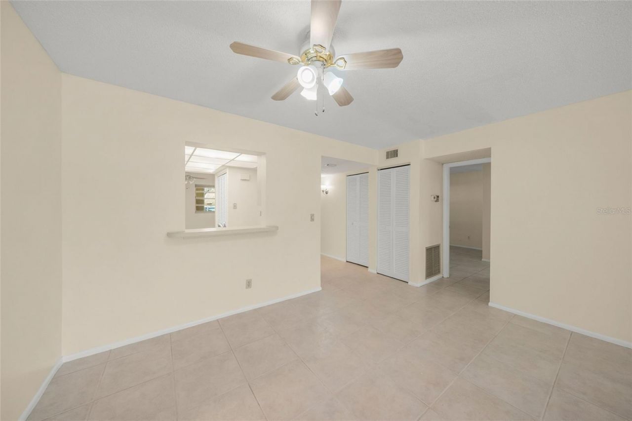 7860 Palm Aire Lane , Unit 105, Sarasota, FL 34243 Photo