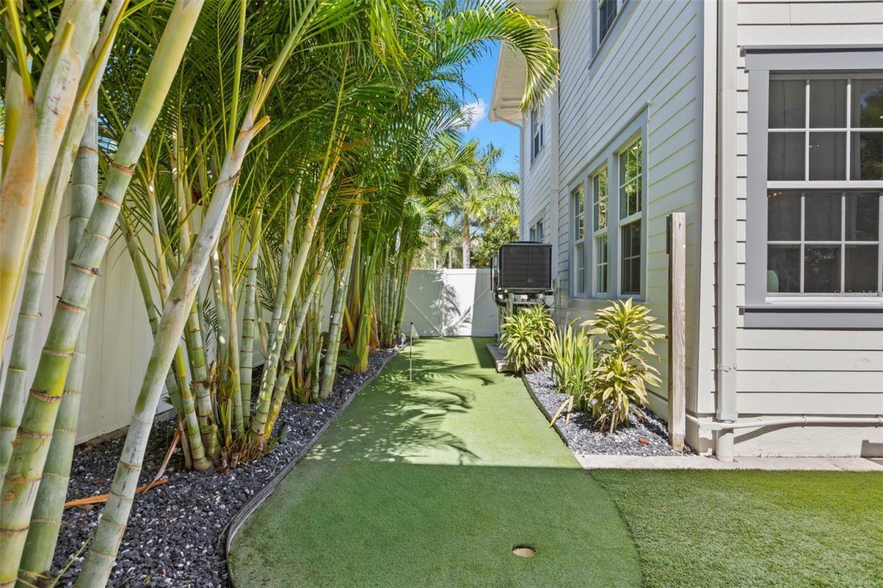 816 15th Avenue Ne, Saint Petersburg, FL 33704 Photo