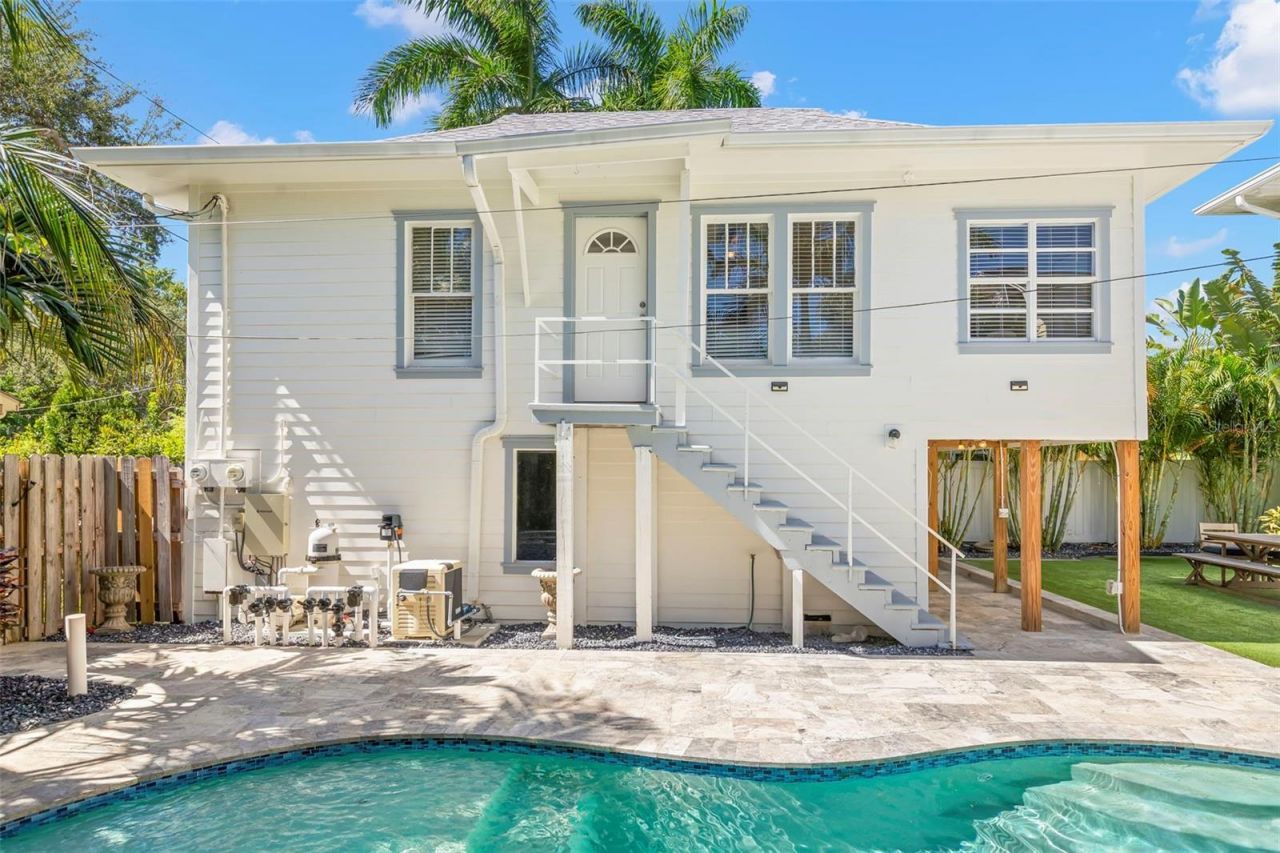816 15th Avenue Ne, Saint Petersburg, FL 33704 Photo