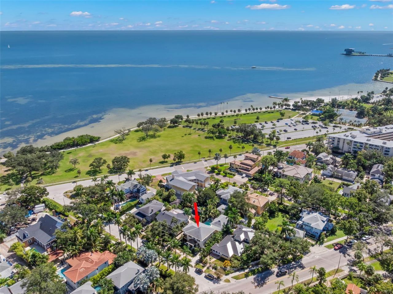 816 15th Avenue Ne, Saint Petersburg, FL 33704 Photo