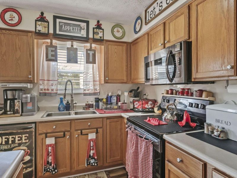 2451 Hoose Drive , Grove City, OH 43123 Photo 7