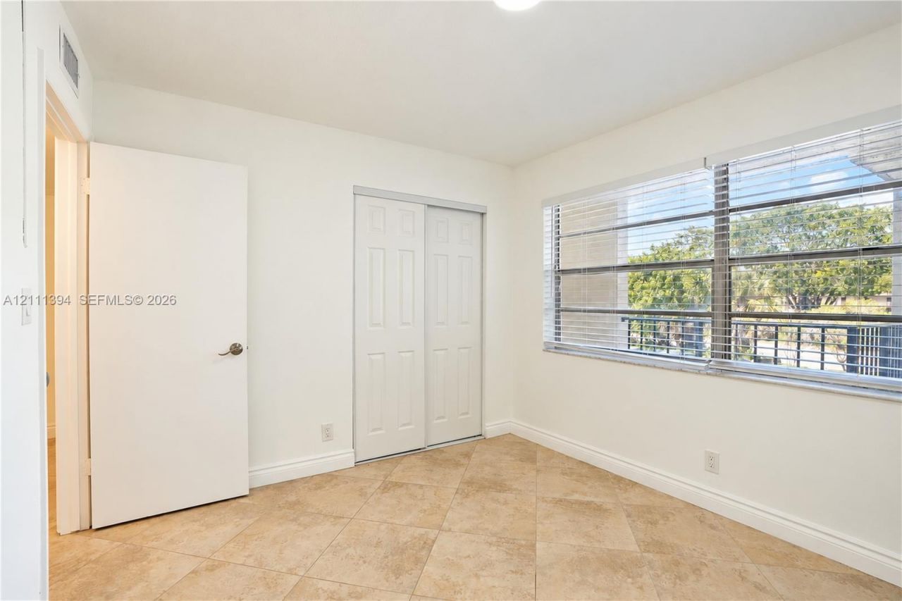 3099 NW 48th Ave, Unit 260, Lauderdale Lakes, FL 33313 Photo