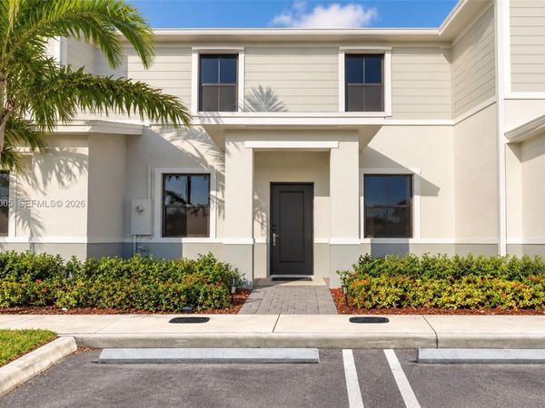 1291 NE 3rd Ave, Unit 1291, Florida City, FL 33034